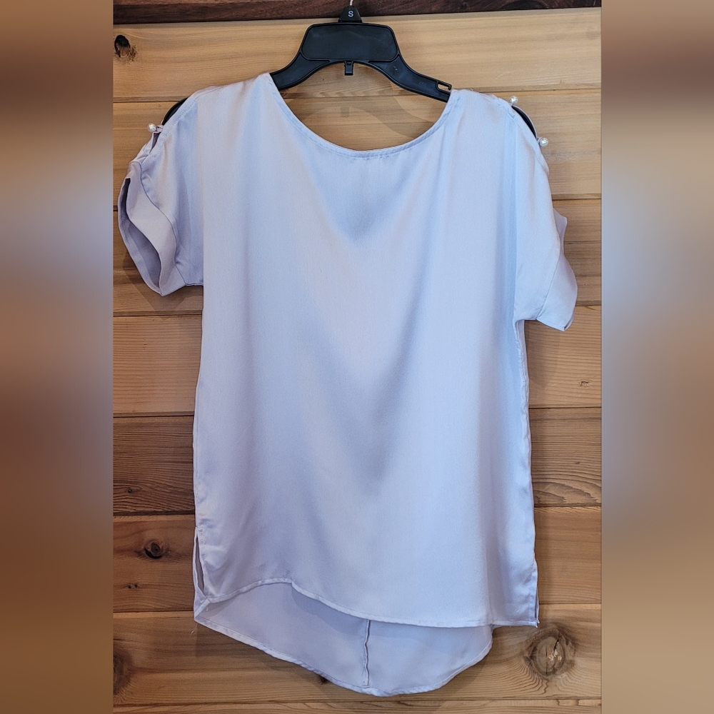 Maurice's lilac blouse size small